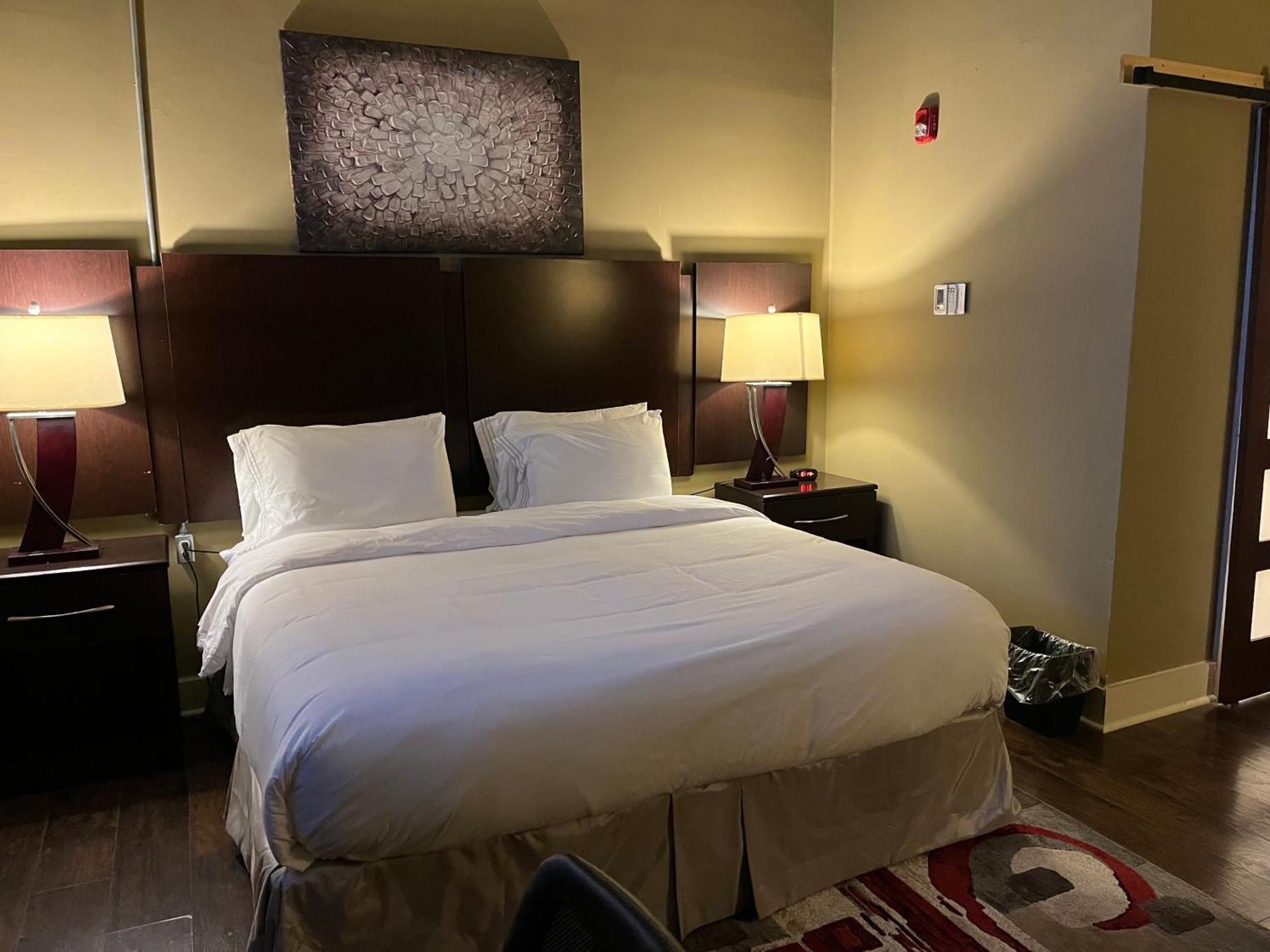 The Skylight Hotel Greenville Exterior foto